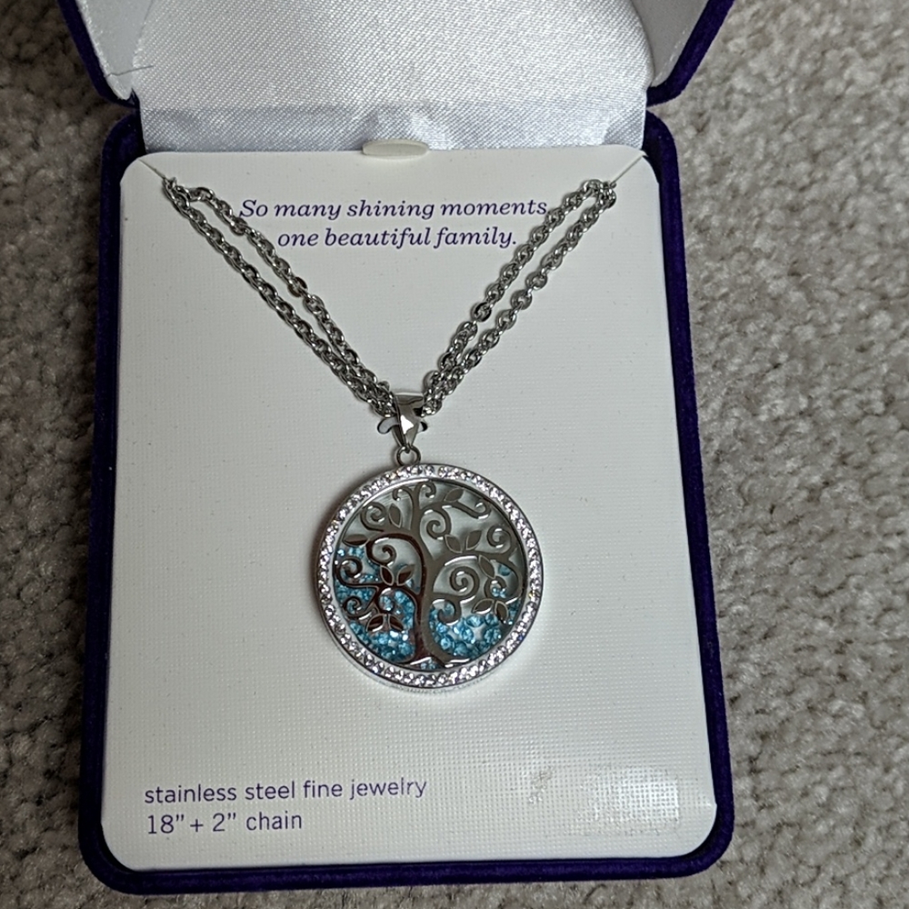 Tree Necklace
